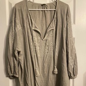 Women’s Lucky Brand blouse